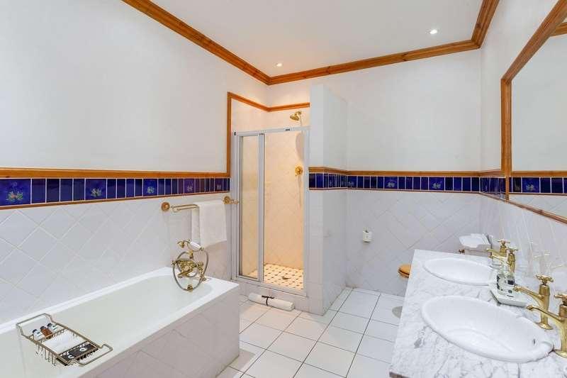 Evergreen Manor And 5*