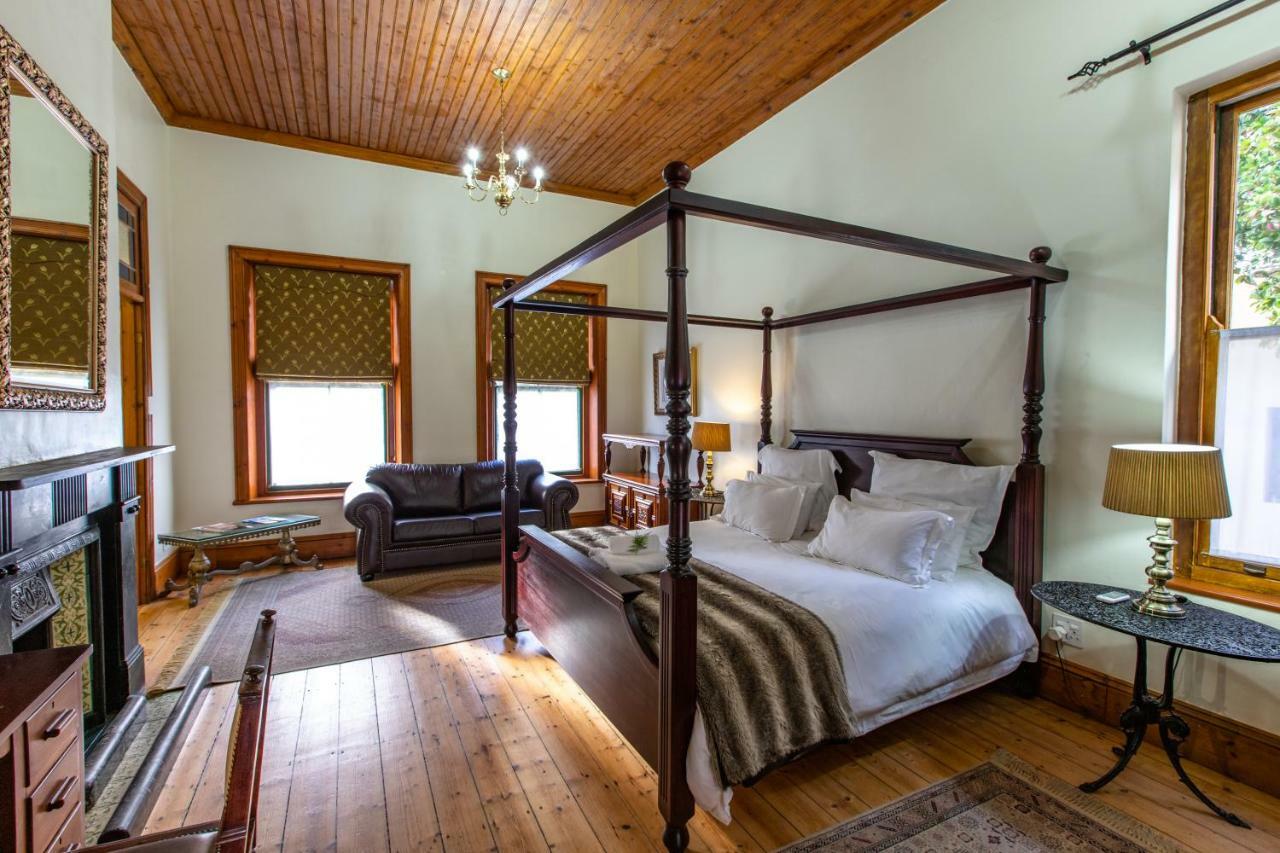 Guest house Evergreen Manor And